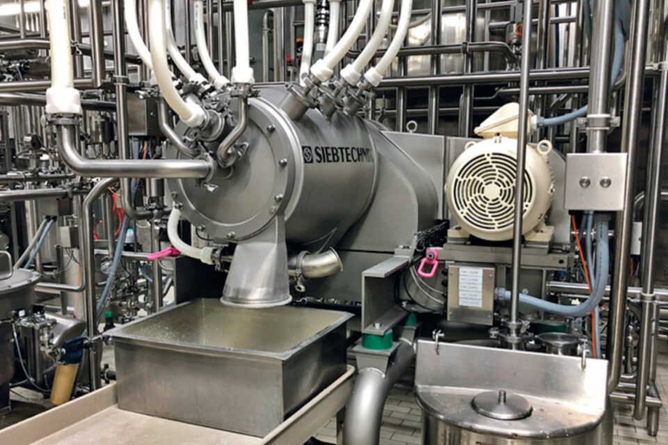 SHORTBOWL decanter in food production
