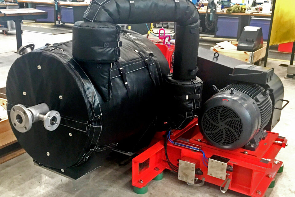 SHORTBOWL decanter with insulation for hot temperature applications such as glycerine
