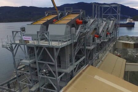 Elliptical vibrating screen - Installation in Norway